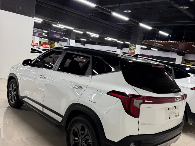 Kia Seltos — Фото автомобиля 6
