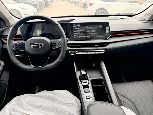 Geely Binrui — Фото автомобиля 6