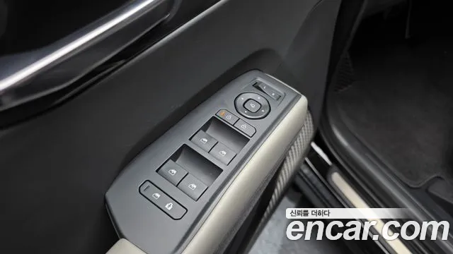Kia EV9 Long Range 2WD — Фото автомобиля 8