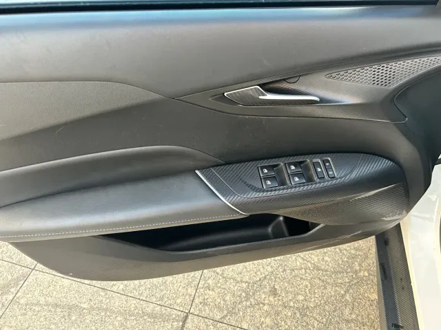 Changan Lamore — Фото автомобиля 14