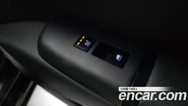 Hyundai Grandeur Grandeur (GN7) 3.5 Бензин 4WD — Фото автомобиля 26