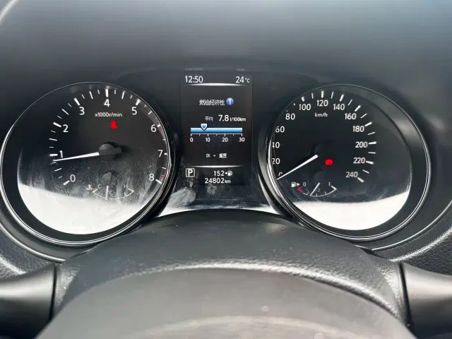 Nissan X-Trail — Фото автомобиля 15