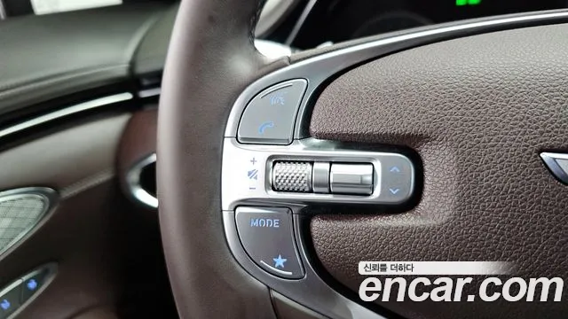 Genesis GV70 — Фото автомобиля 30