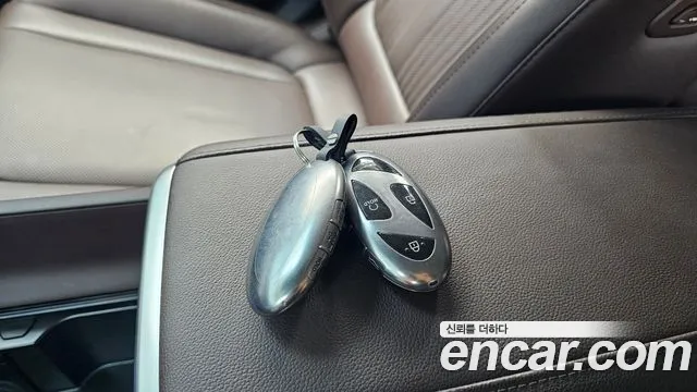 Hyundai Grandeur GN7 — Фото автомобиля 22