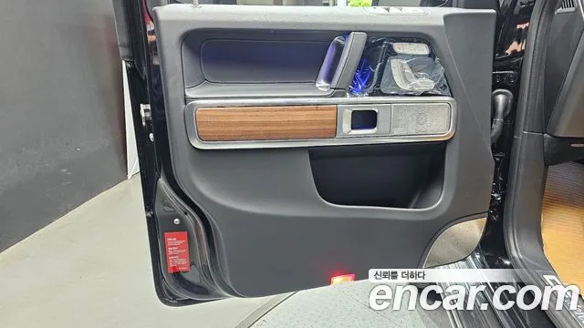 Mercedes-Benz G-Class — Фото автомобиля 21