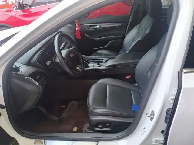 Cadillac CT5 — Фото автомобиля 14