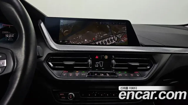 BMW 1 Series F40 — Фото автомобиля 15