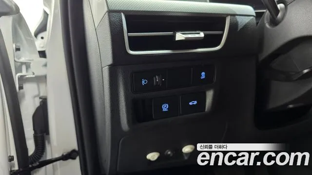 Hyundai Sonata Sonata Edge(DN8) 2.0 LPG(Коммерческий) — Фото автомобиля 16