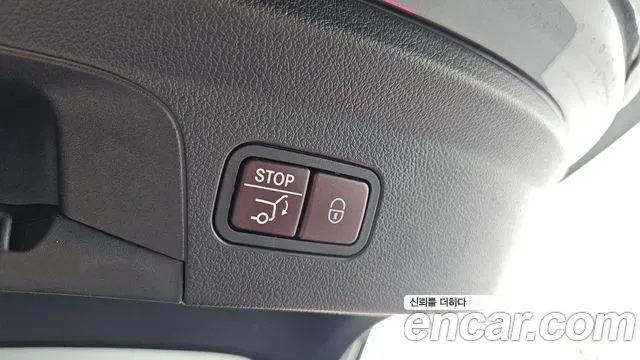 Mercedes-Benz GLE-Class — Фото автомобиля 29