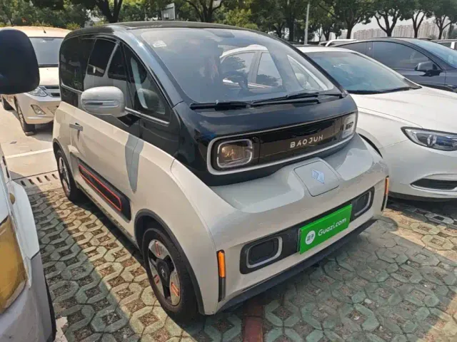 Baojun KiWi EV — Фото автомобиля 3