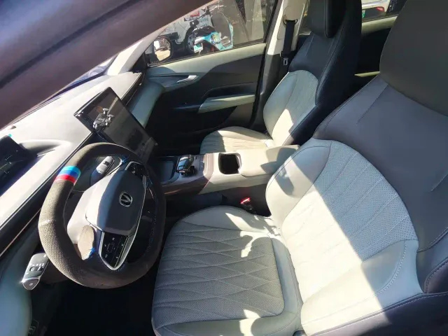 Changan Lamore — Фото автомобиля 10