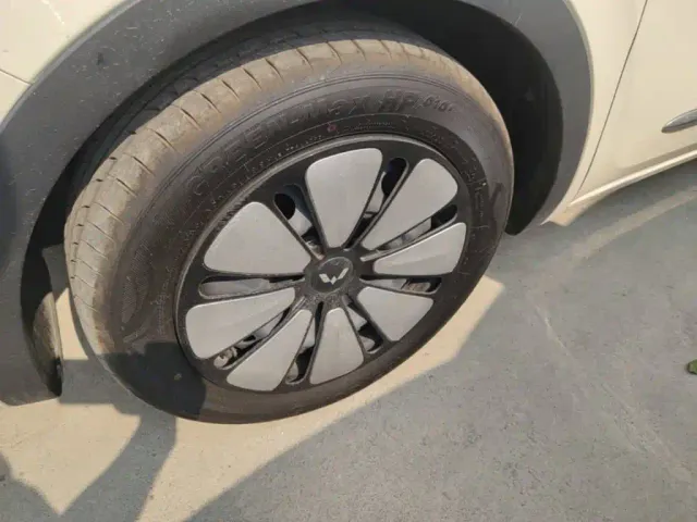 Wuling Bingo — Фото автомобиля 22