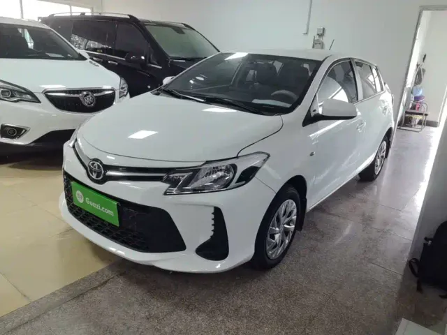 Фотография автомобиля — Toyota Vios FS