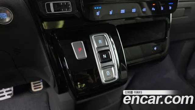 Hyundai Staria — Фото автомобиля 12