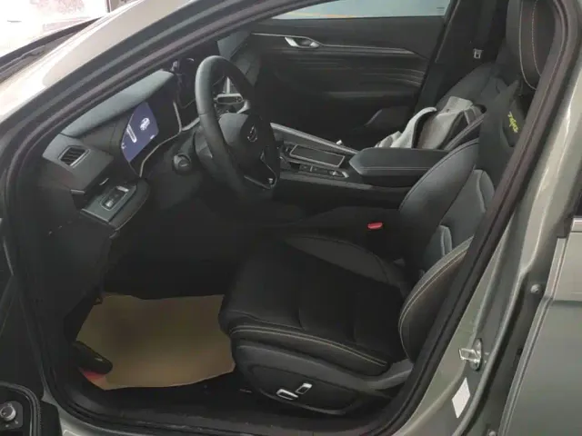 Geely Xingrui — Фото автомобиля 14