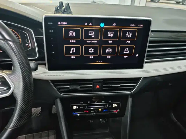 Volkswagen Tiguan L — Фото автомобиля 12