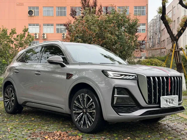 Hongqi HS5 — Фото автомобиля 3