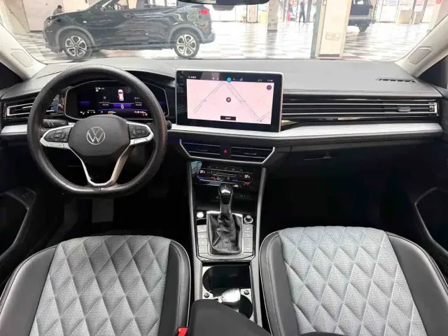 Volkswagen Sagitar — Фото автомобиля 10