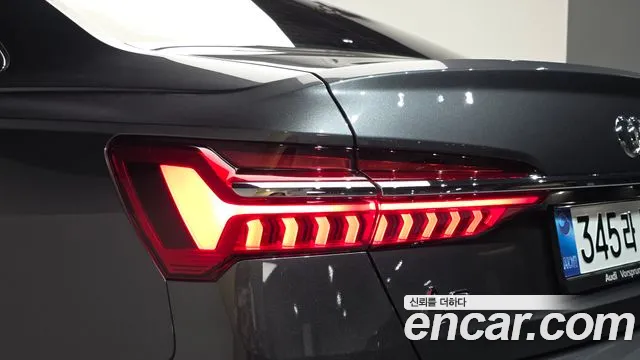 Audi A6 C8 — Фото автомобиля 8