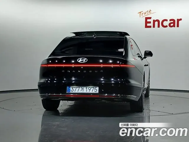 Hyundai Grandeur GN7 — Фото автомобиля 4