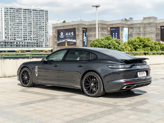 Porsche Panamera — Фото автомобиля 6