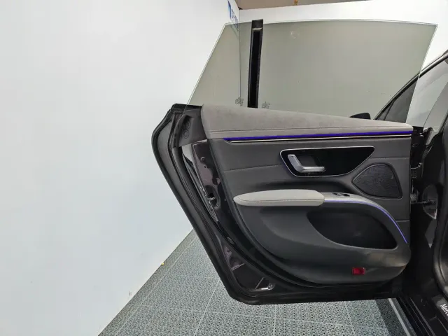 Mercedes-Benz EQS — Фото автомобиля 14