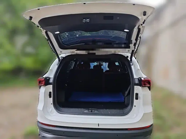 Jetour X70 Plus — Фото автомобиля 9