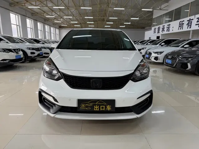 Honda Fit — Фото автомобиля 2