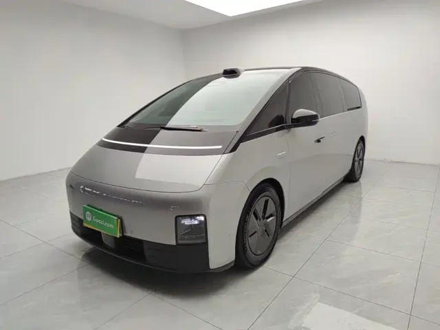 Фотография автомобиля — Li Auto MEGA