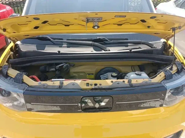Wuling Hongguang Mini EV — Фото автомобиля 19