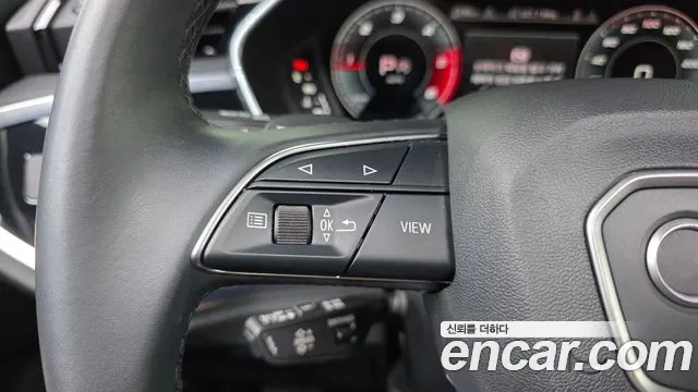 Audi Q3 35 TDI quattro Premium — Фото автомобиля 26