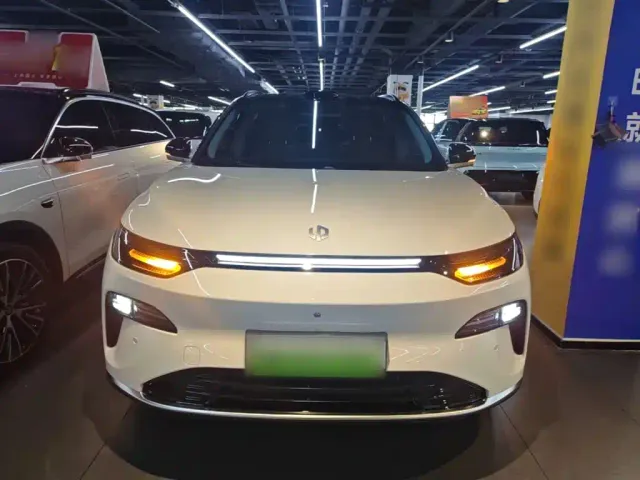 Leapmotor C11 — Фото автомобиля 2