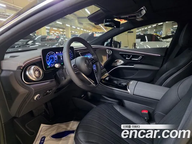 Mercedes-Benz EQS — Фото автомобиля 16