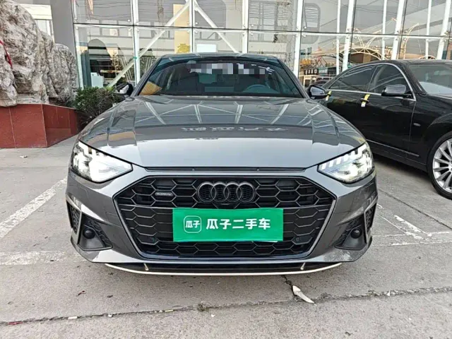 Audi A4L — Фото автомобиля 2