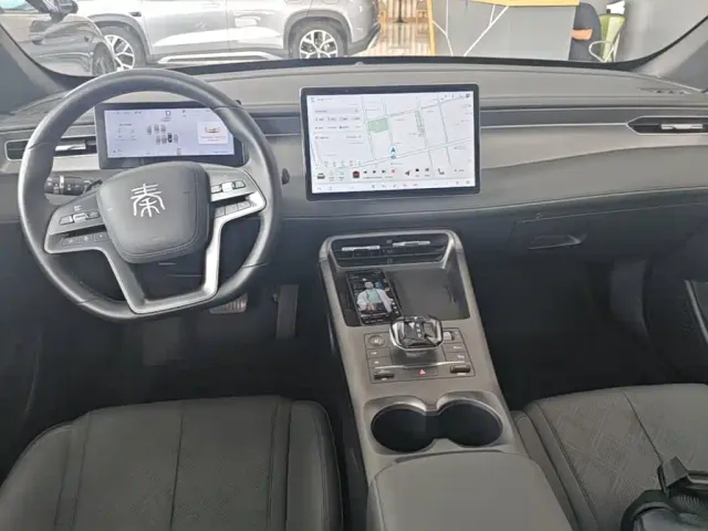 BYD Qin PLUS — Фото автомобиля 9