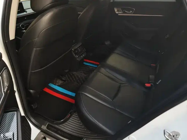 Honda Accord — Фото автомобиля 11