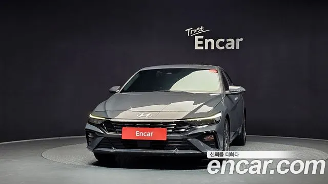 Hyundai AVANTE Новый Avante (CN7) — Фото автомобиля 3