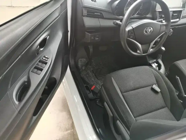 Toyota Vios FS — Фото автомобиля 15