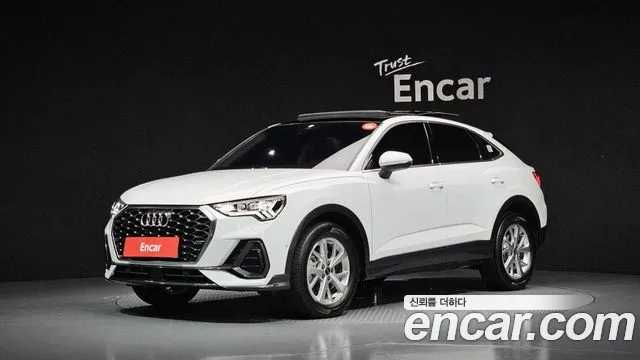 Фотография автомобиля — Audi Q3 F3