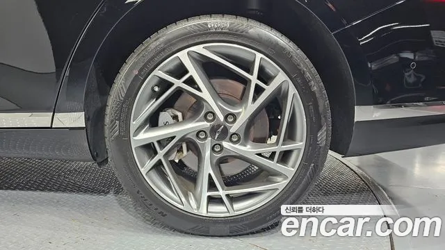 Genesis G90 RS4 — Фото автомобиля 6