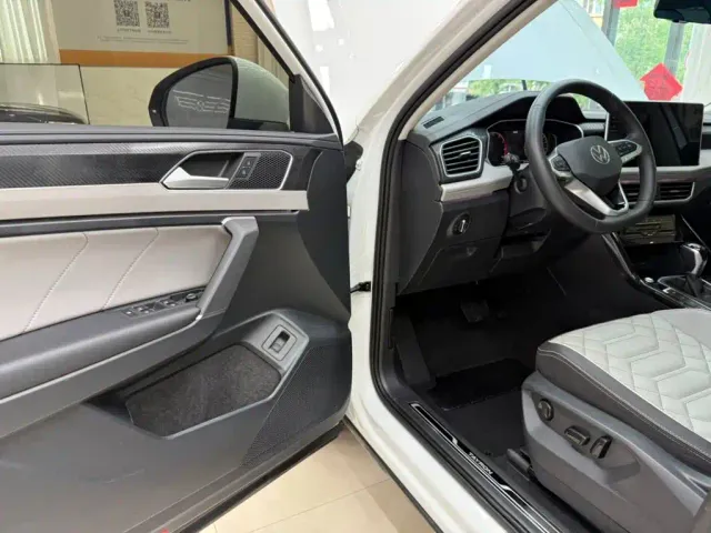 Volkswagen Tayron — Фото автомобиля 8