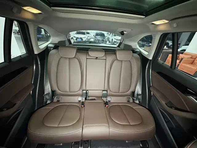 BMW X1 — Фото автомобиля 15