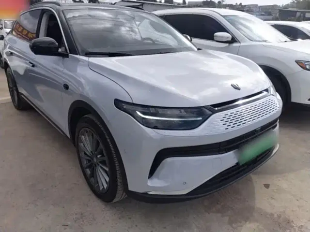 Leapmotor C11 — Фото автомобиля 3