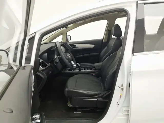 BYD Song MAX — Фото автомобиля 10