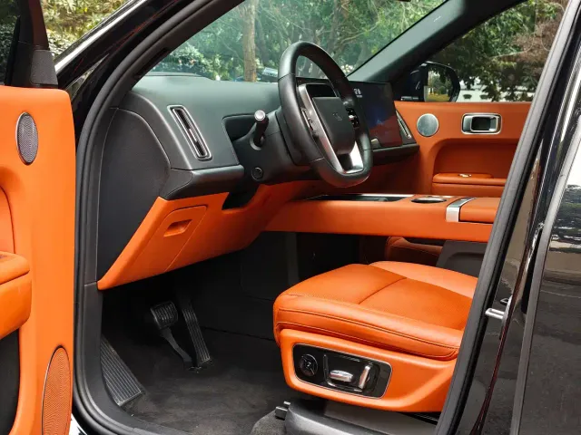 Li Auto L9 — Фото автомобиля 5