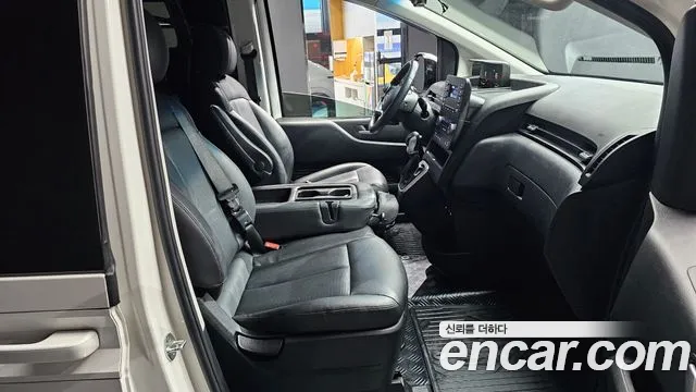 Hyundai Staria Staria Карго 3 места — Фото автомобиля 10