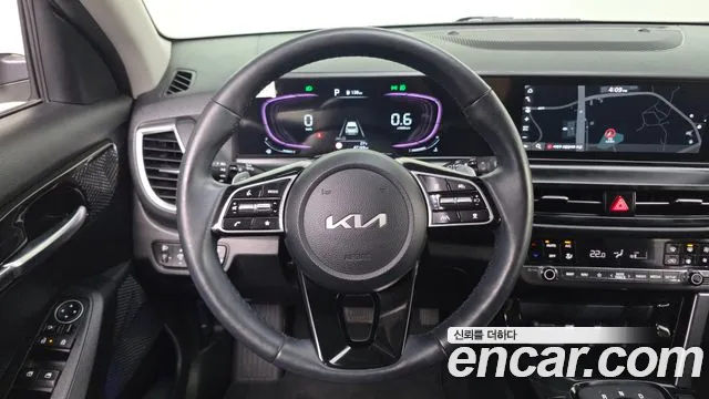 Kia Seltos Новый Seltos Бензин 1.6 турбо 2WD — Фото автомобиля 4