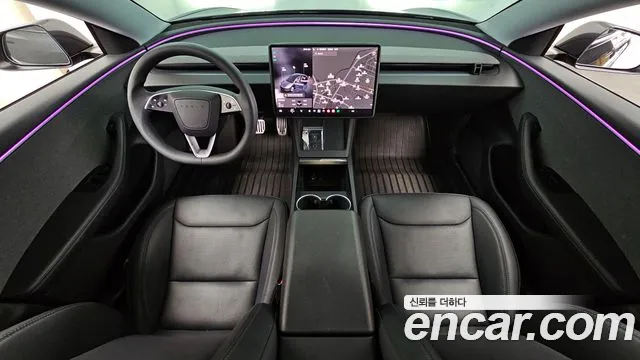 Tesla Model 3 — Фото автомобиля 7