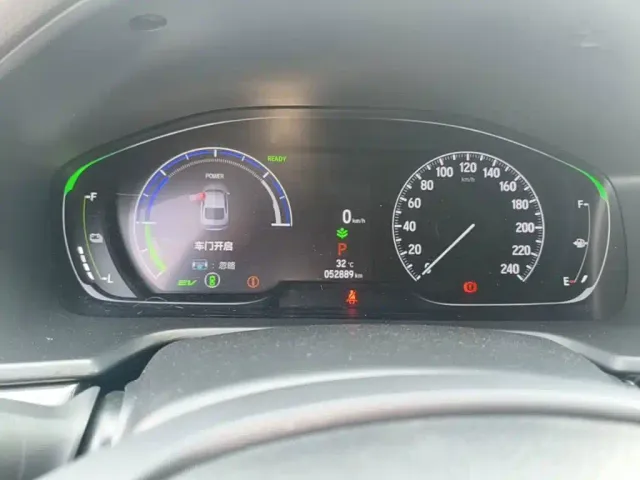 Honda Accord — Фото автомобиля 11