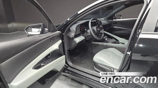 Hyundai Avante CN7 — Фото автомобиля 15